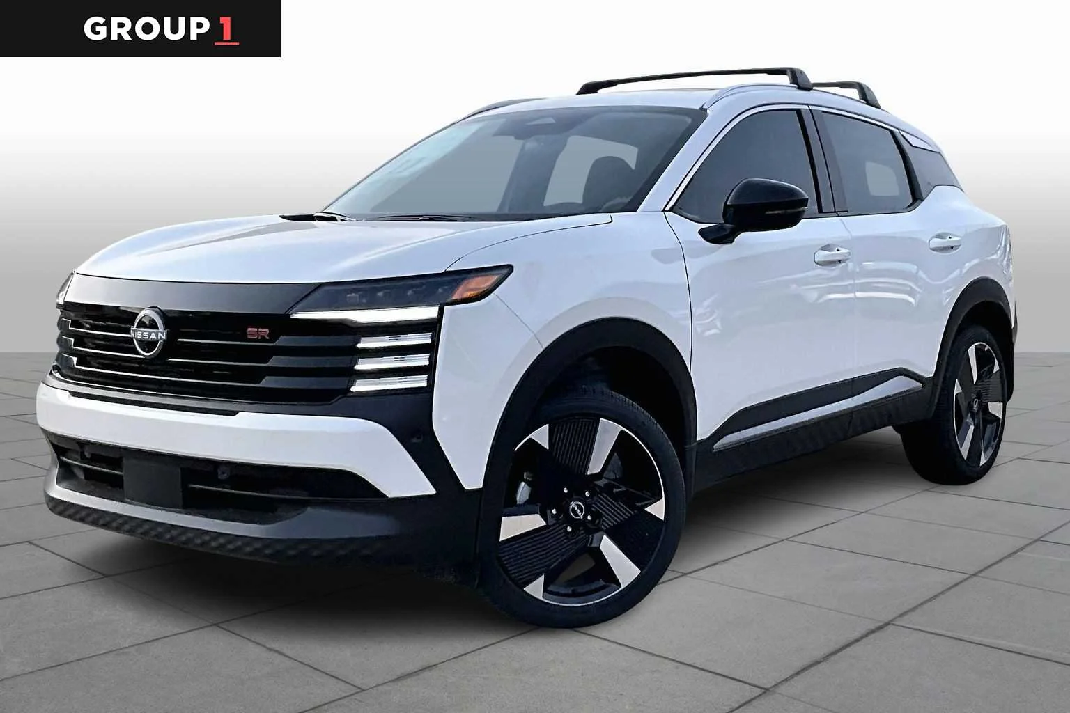 Aspen White TriCoat 2026 Nissan Kicks SR FWD SUV / Crossover Front-Wheel Drive