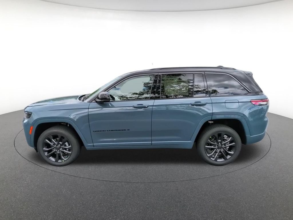 New 2026 Steel Blue Exterior Paint Jeep Limited image 10