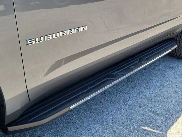 2026 Chevrolet Suburban High Country - Photo 7