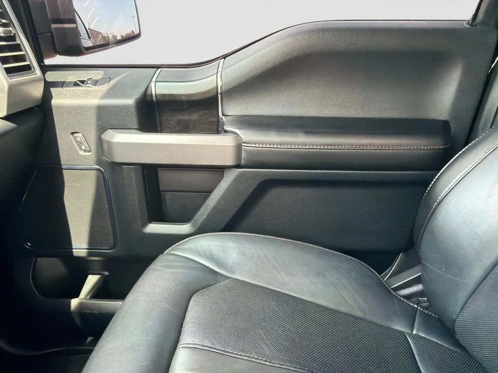 Used 2019 Black Ford Platinum image 23