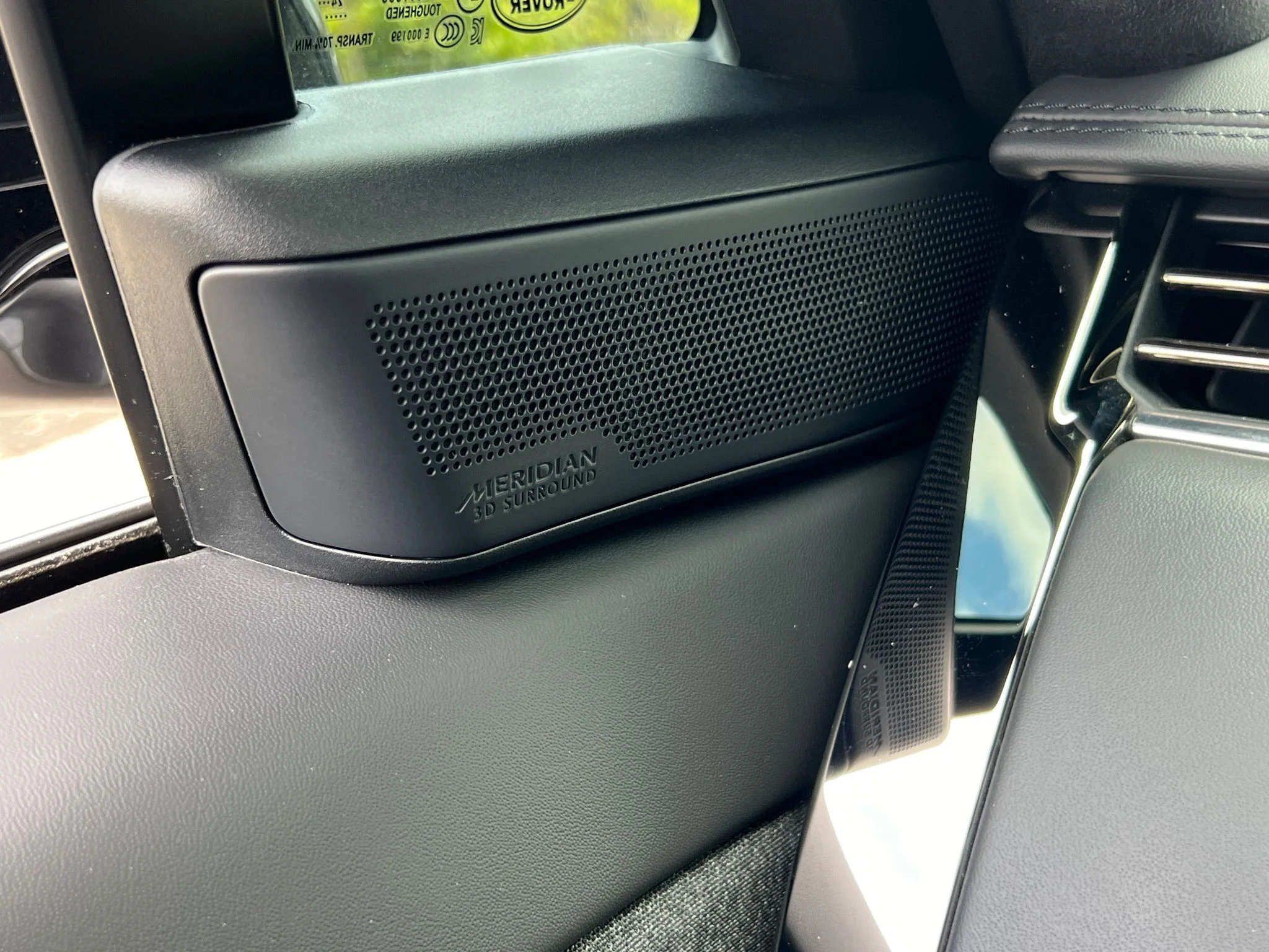 Used 2025 Gray Land Rover Autobiography image 17