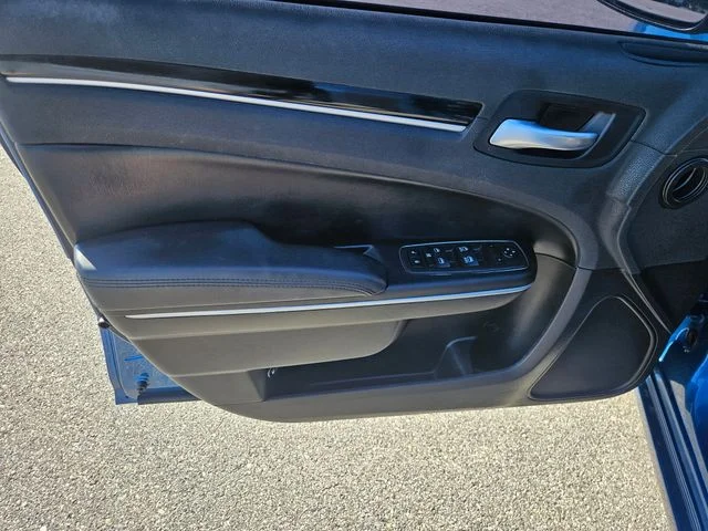 Used 2023 Blue Chrysler Touring image 10