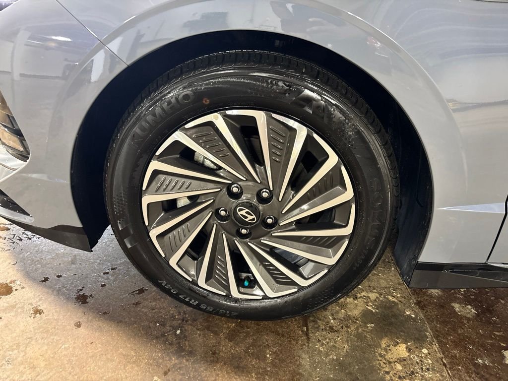 2025 Hyundai Sonata Hybrid SEL - Photo 9