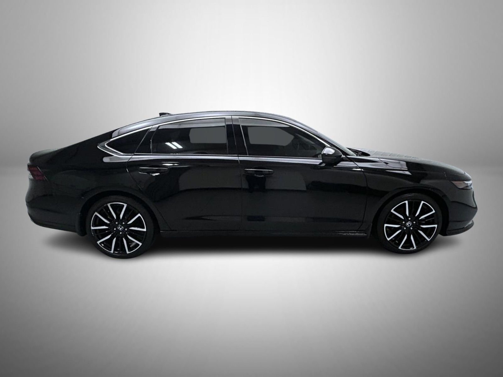Used 2024 Black Honda Touring image 4