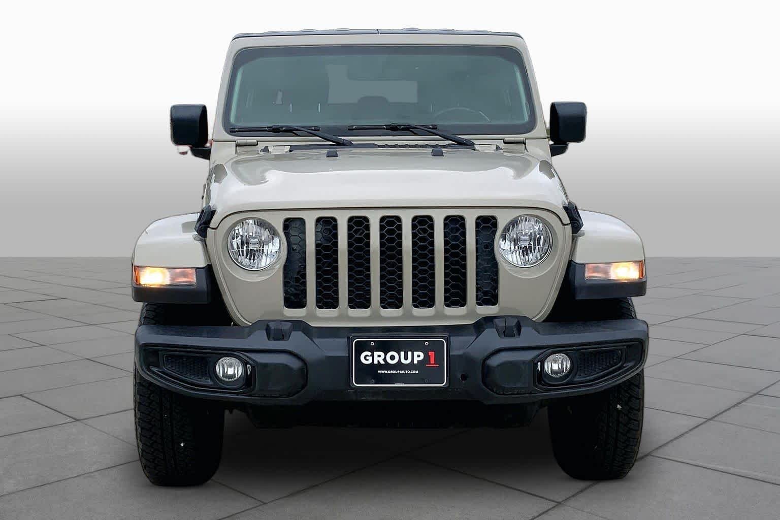 Used 2022 Hydro Blue Pearlcoat Jeep Altitude image 4