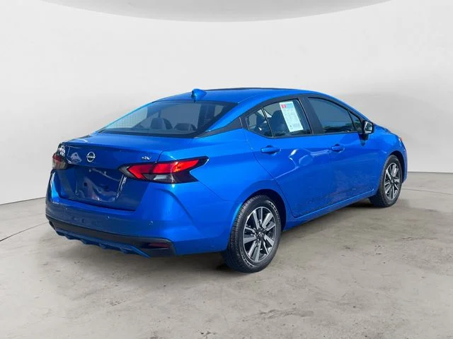 Used 2024 Blue Nissan 1.6 SV image 5