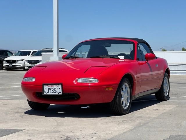 Used 1992 Classic Red Mazda Base image 4