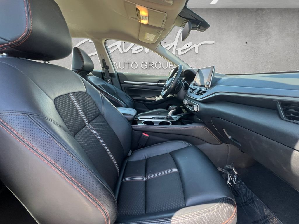 Used 2024 Gray Nissan 2.5 SR image 24