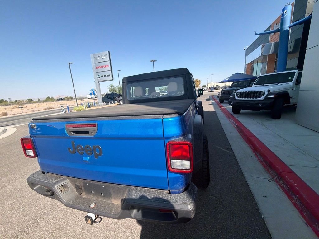 Used 2022 Blue Jeep Sport image 14