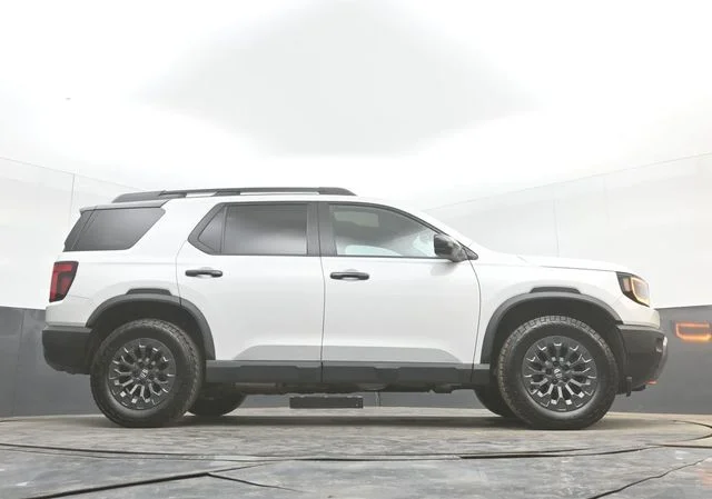 Certified Used 2026 Platinum White Pearl Honda TrailSport image 51
