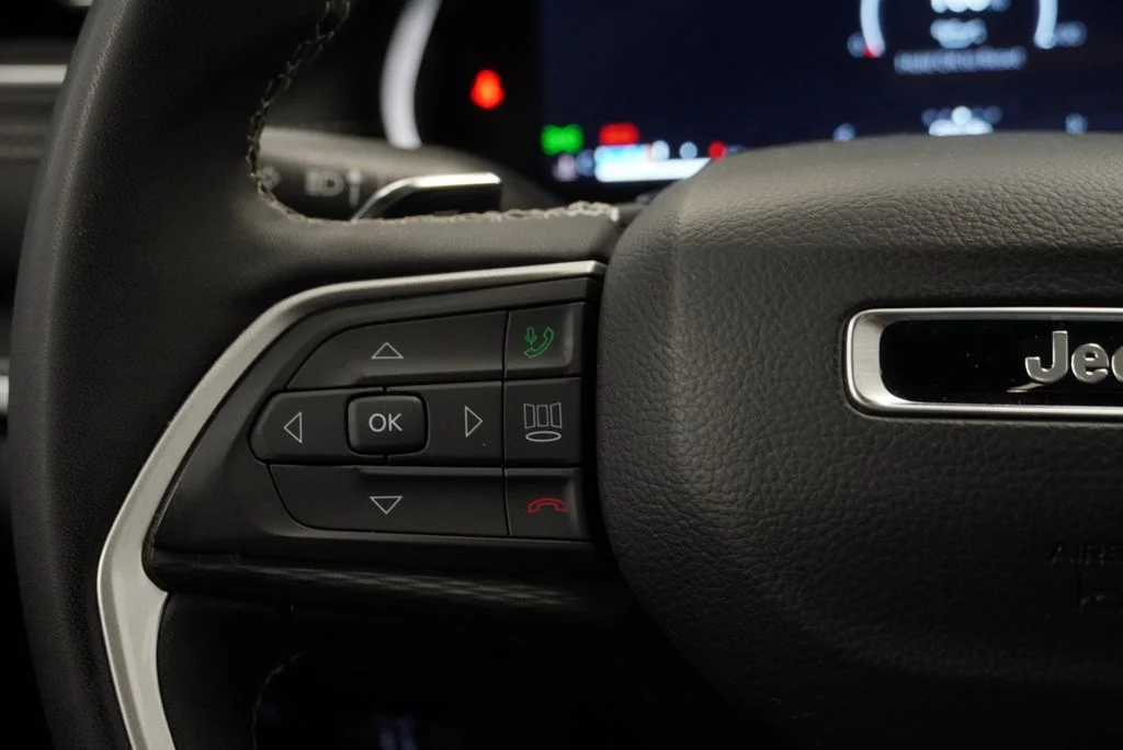 Used 2025 Gray Jeep Laredo image 36