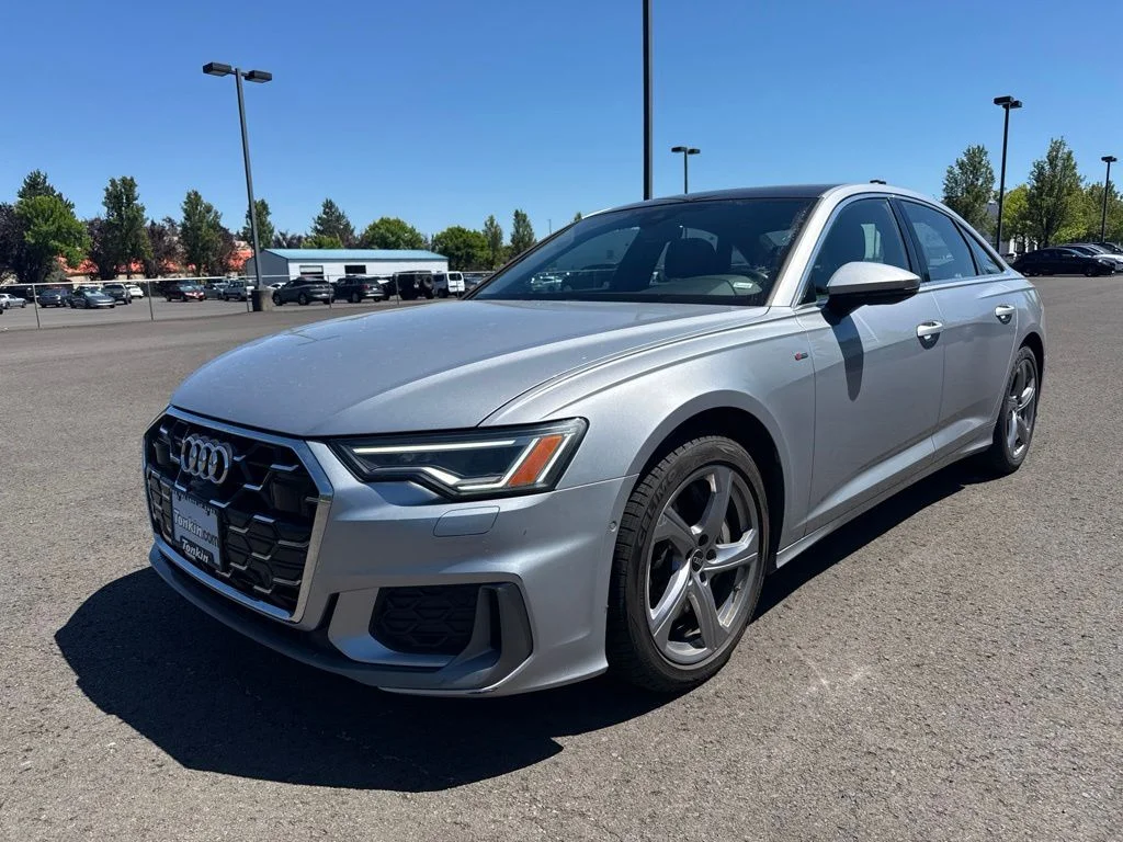 Used 2024 Florett Silver Metallic Audi S line 55 Premium Plus image 3