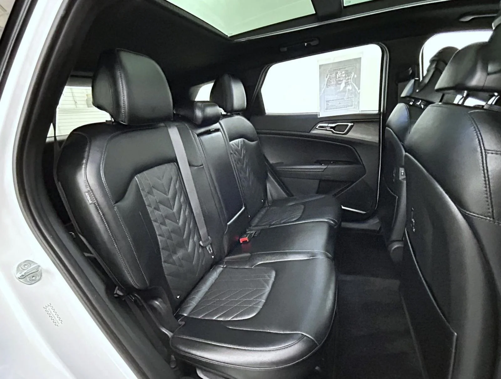 Used 2024 White Kia X-Line image 18