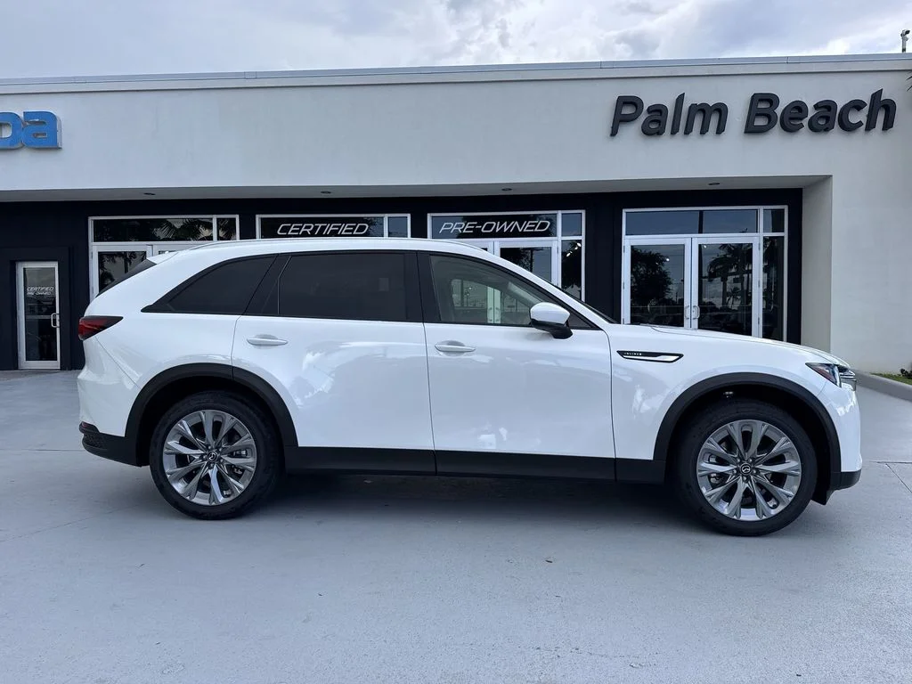 New 2026 White Mazda 3.3 Turbo Preferred AWD image 23