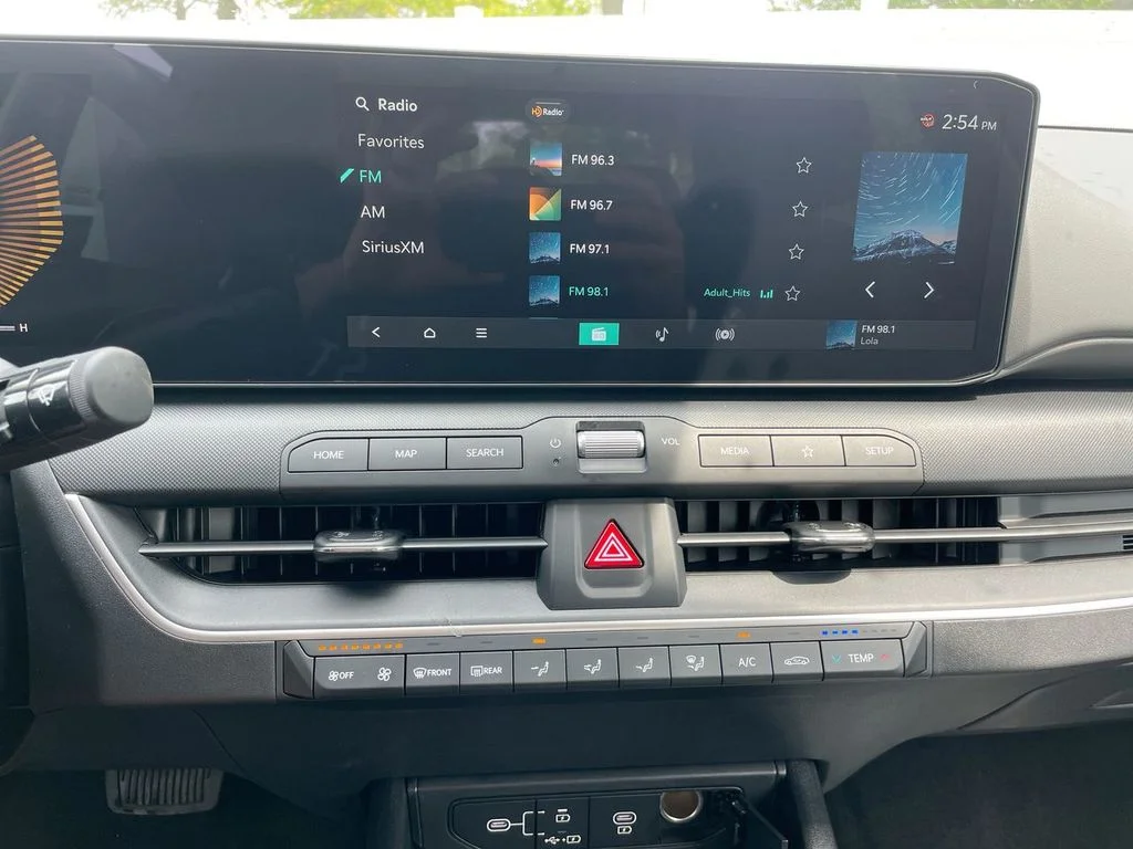 2025 Kia K4 LX - Photo 46