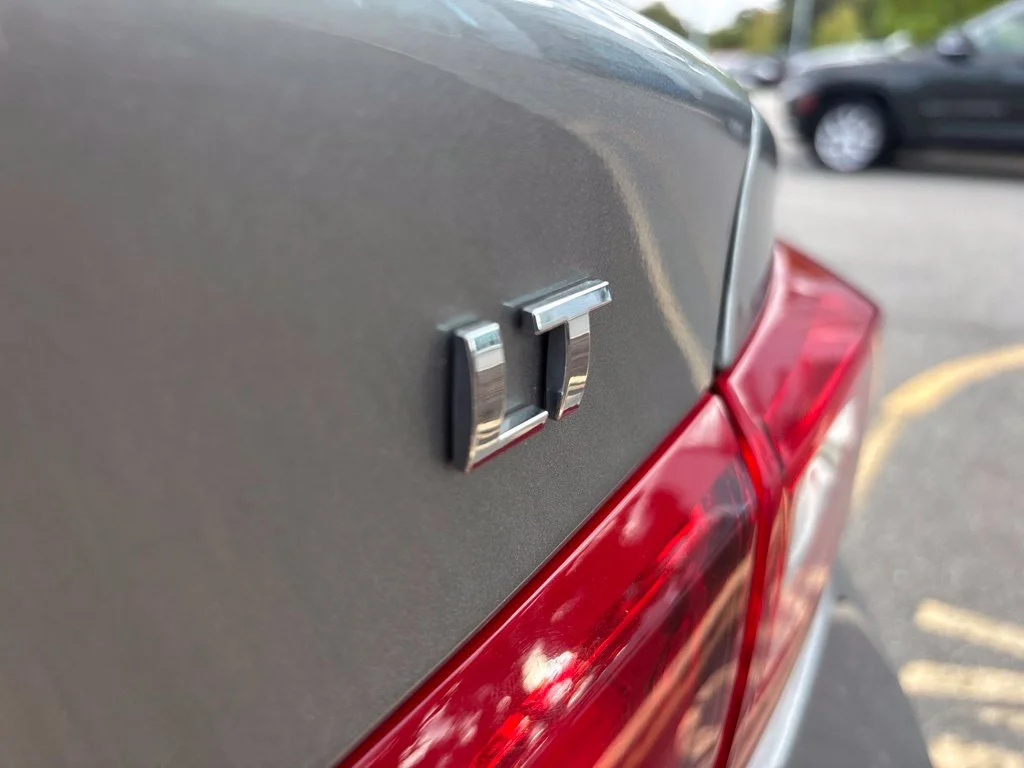 Used 2025 Gray Chevrolet LT image 17