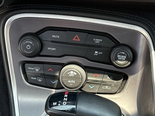 Used 2021 Green Dodge SXT image 20