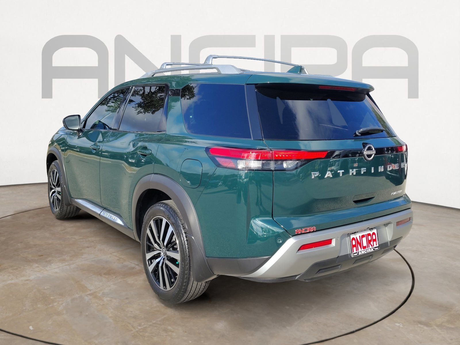 Used 2024 Obsidian Green Pearl Nissan Platinum image 8