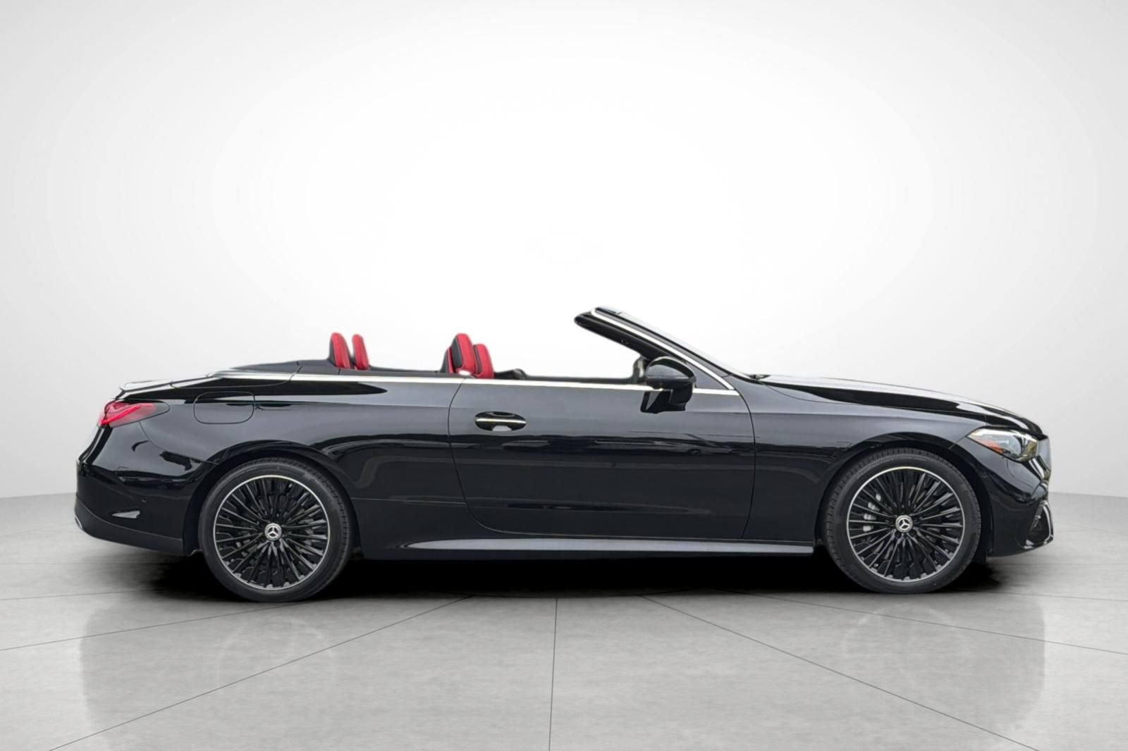 New 2026 Black Mercedes-Benz CLE 450 image 32