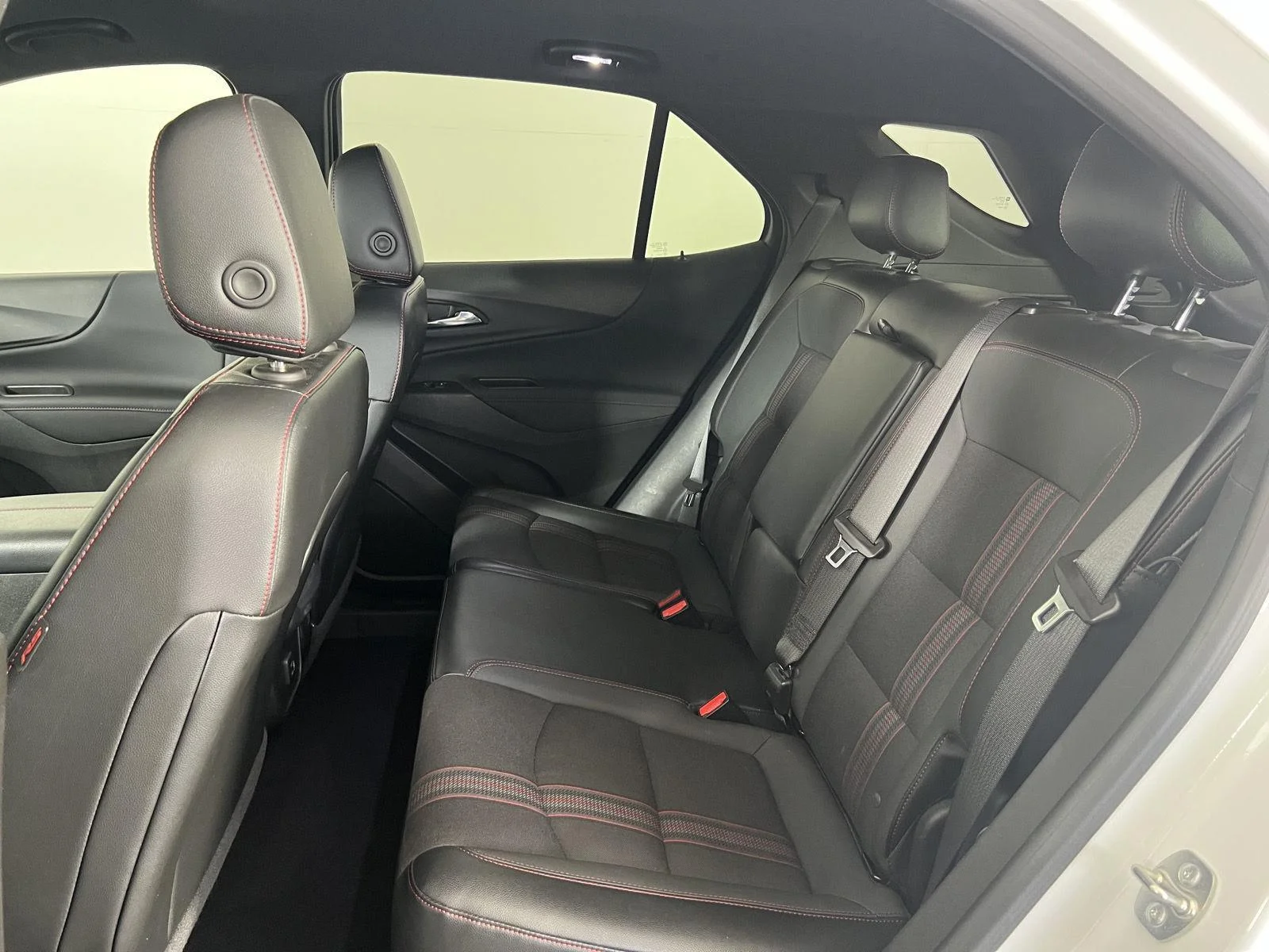 Used 2024 Summit White Chevrolet RS image 19
