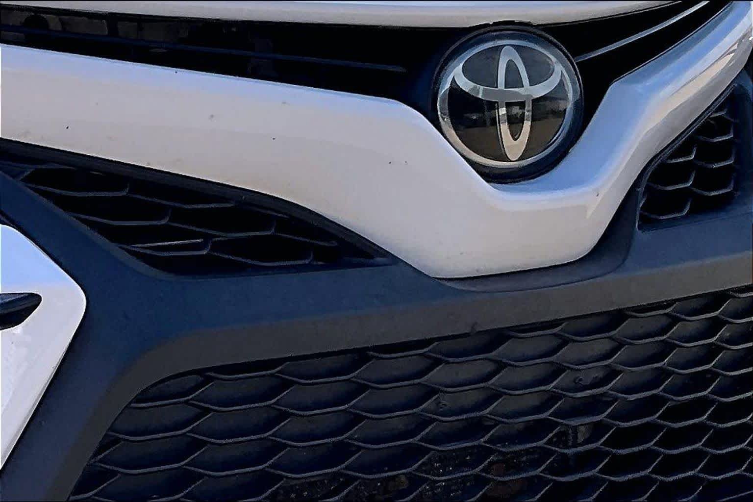 Certified Used 2023 Ice Cap Toyota SE image 26