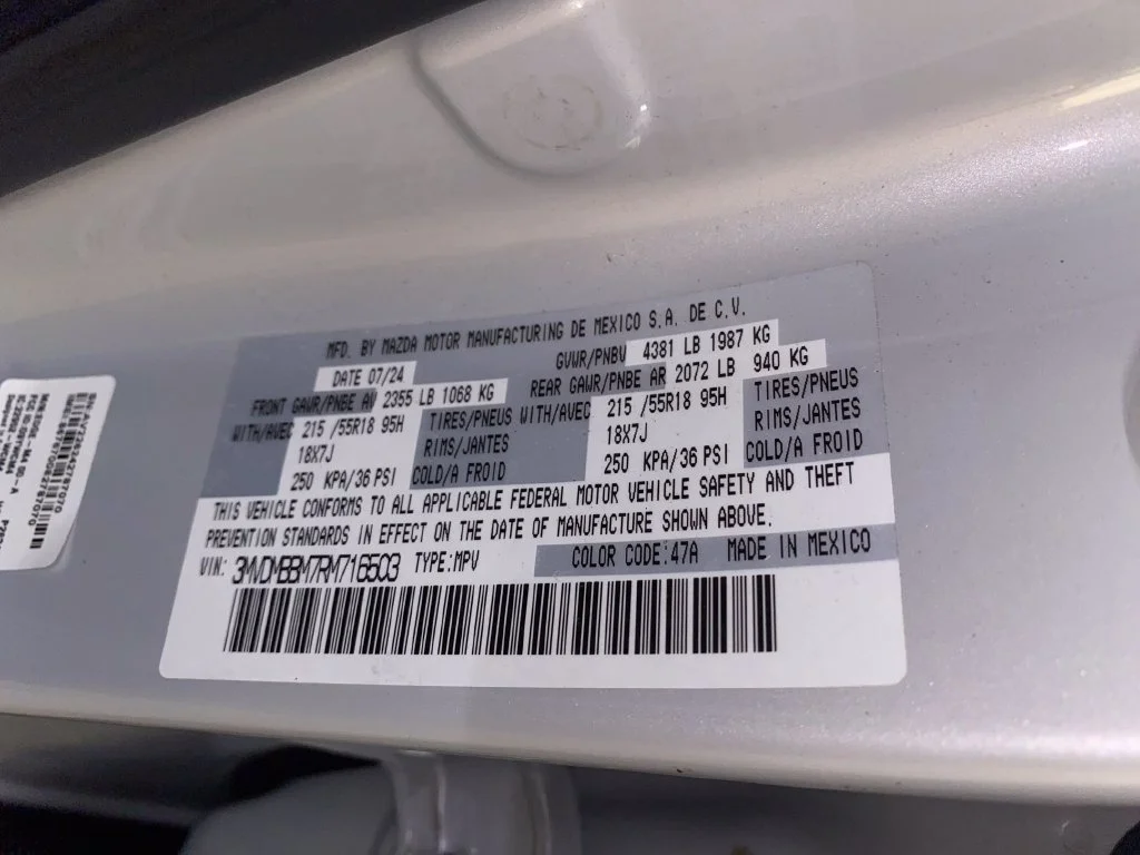 Certified Used 2024 White Mazda 2.5 S Select Sport image 28