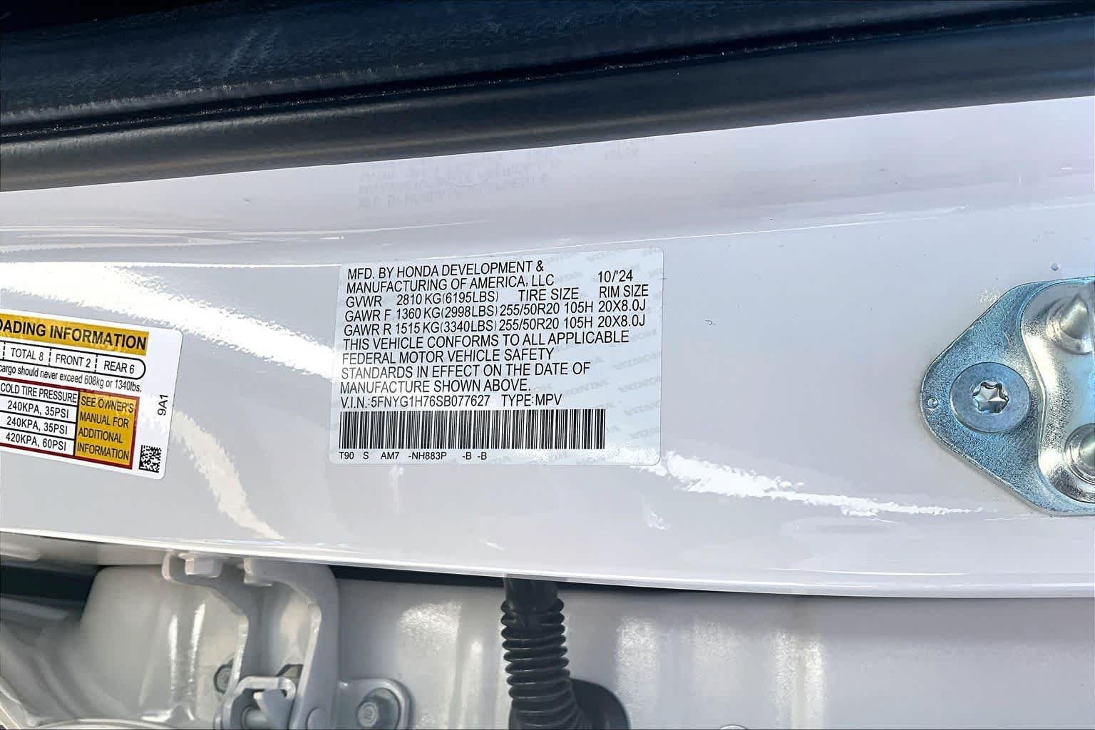 Used 2025 Platinum White Pearl Honda Touring image 36