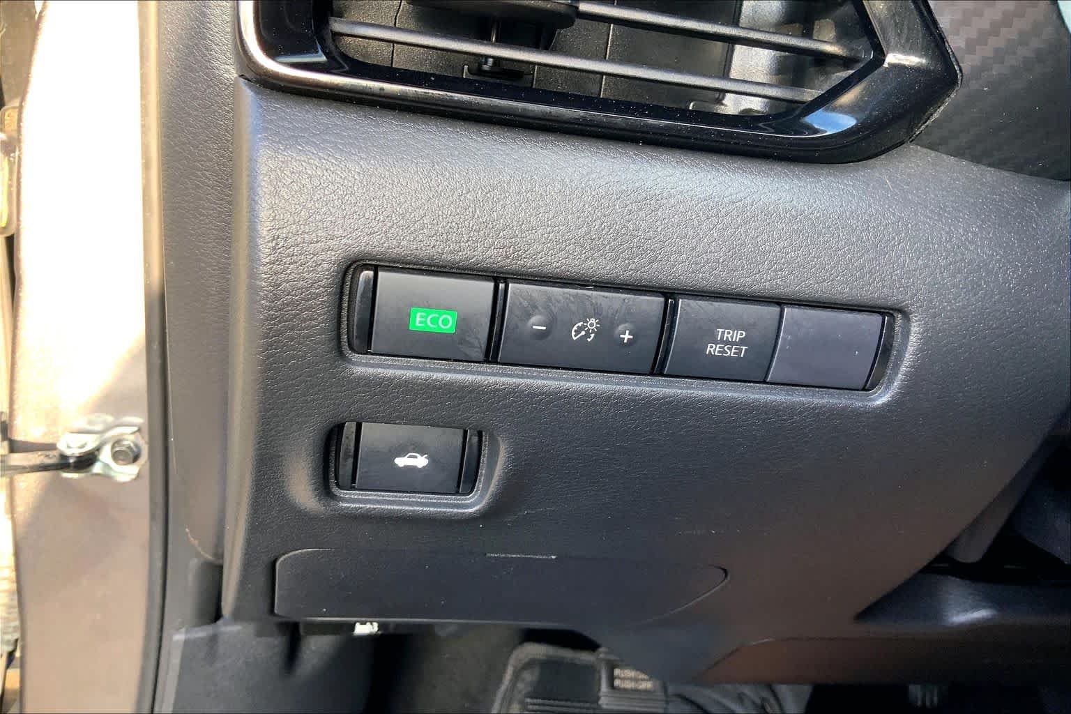 Used 2024 Gun Metallic Nissan SV image 33