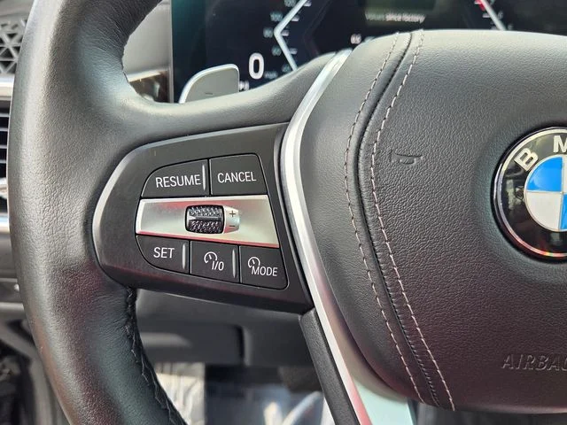Used 2025 Black Sapphire Metallic BMW xDrive40i image 23
