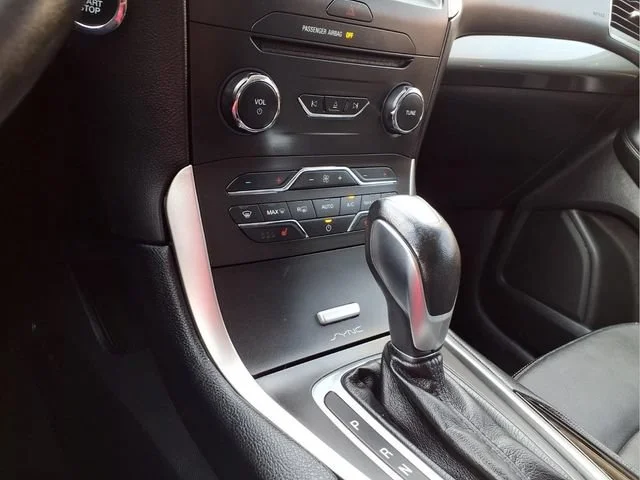 Used 2016 White Ford SEL image 8