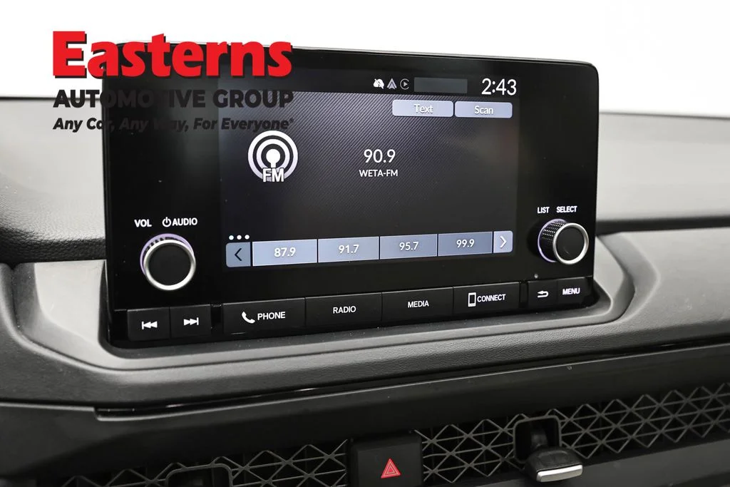 Used 2025 Red Honda SE image 18