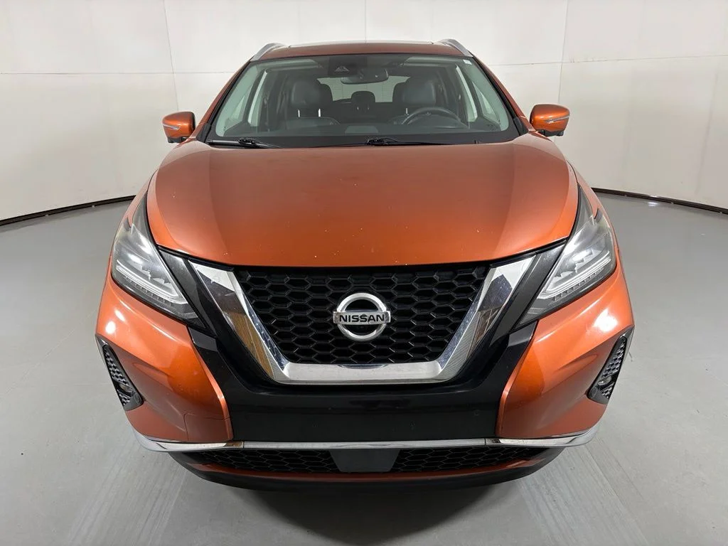 Used 2019 Orange Nissan Platinum image 3