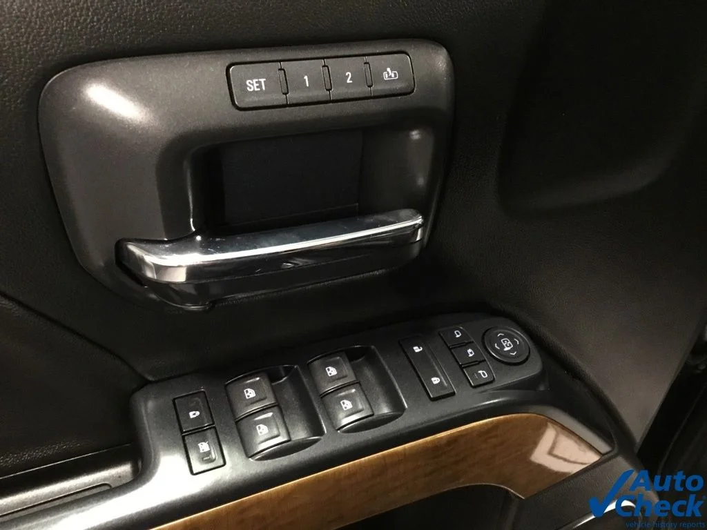 Used 2018 Gray Chevrolet LTZ image 26