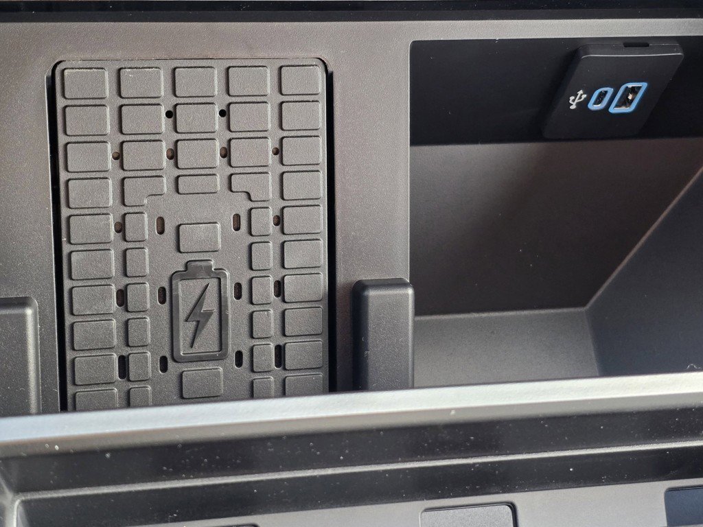 New 2026 Avalanche Ford F-350® Lariat® image 10
