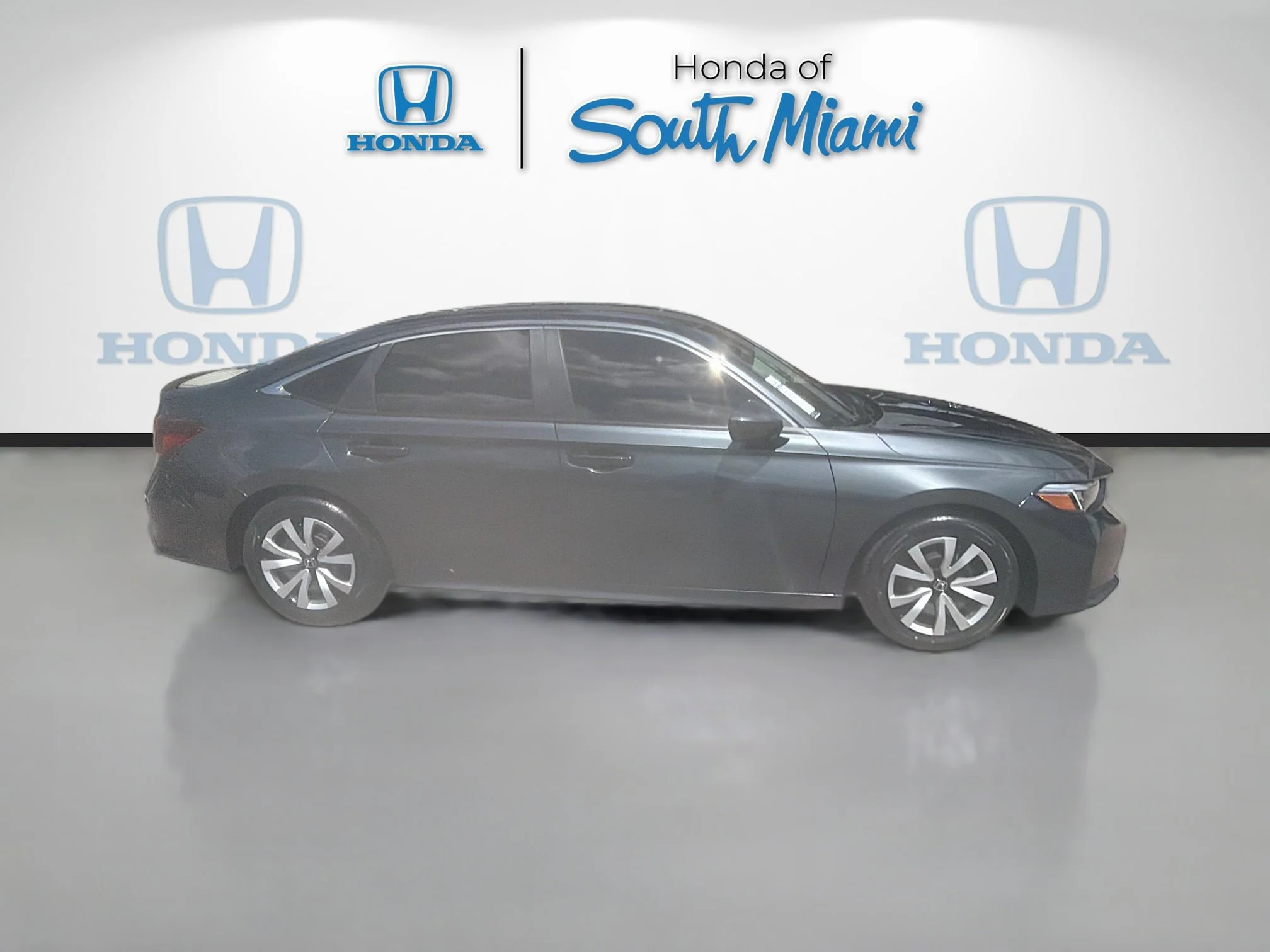2025 Honda Civic LX - Photo 8