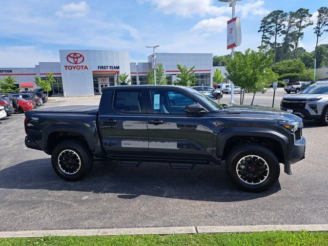 2026 Toyota Tacoma TRD Off Road - Photo 5