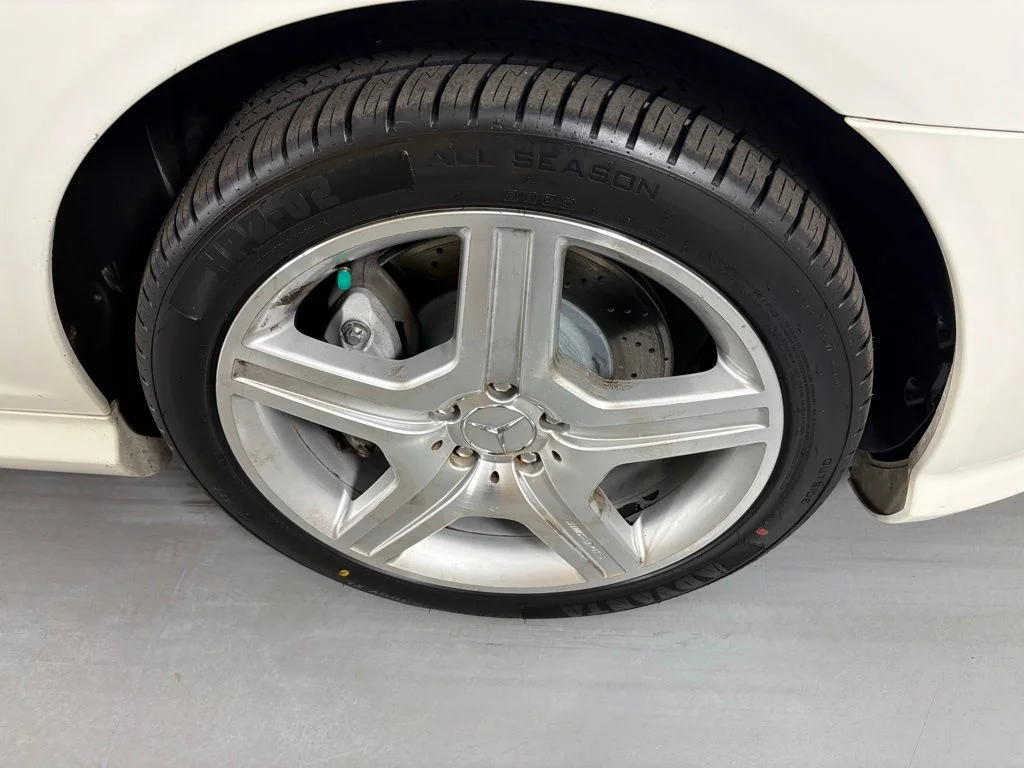 Used 2009 White Mercedes-Benz CL 550 image 11