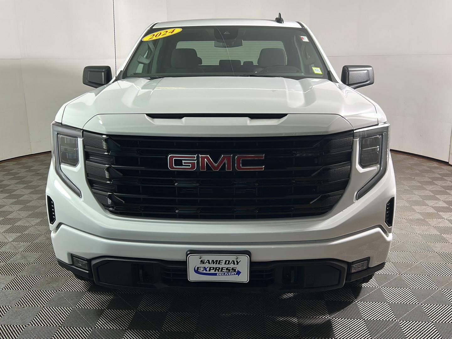 Used 2024 Summit White GMC Elevation image 9