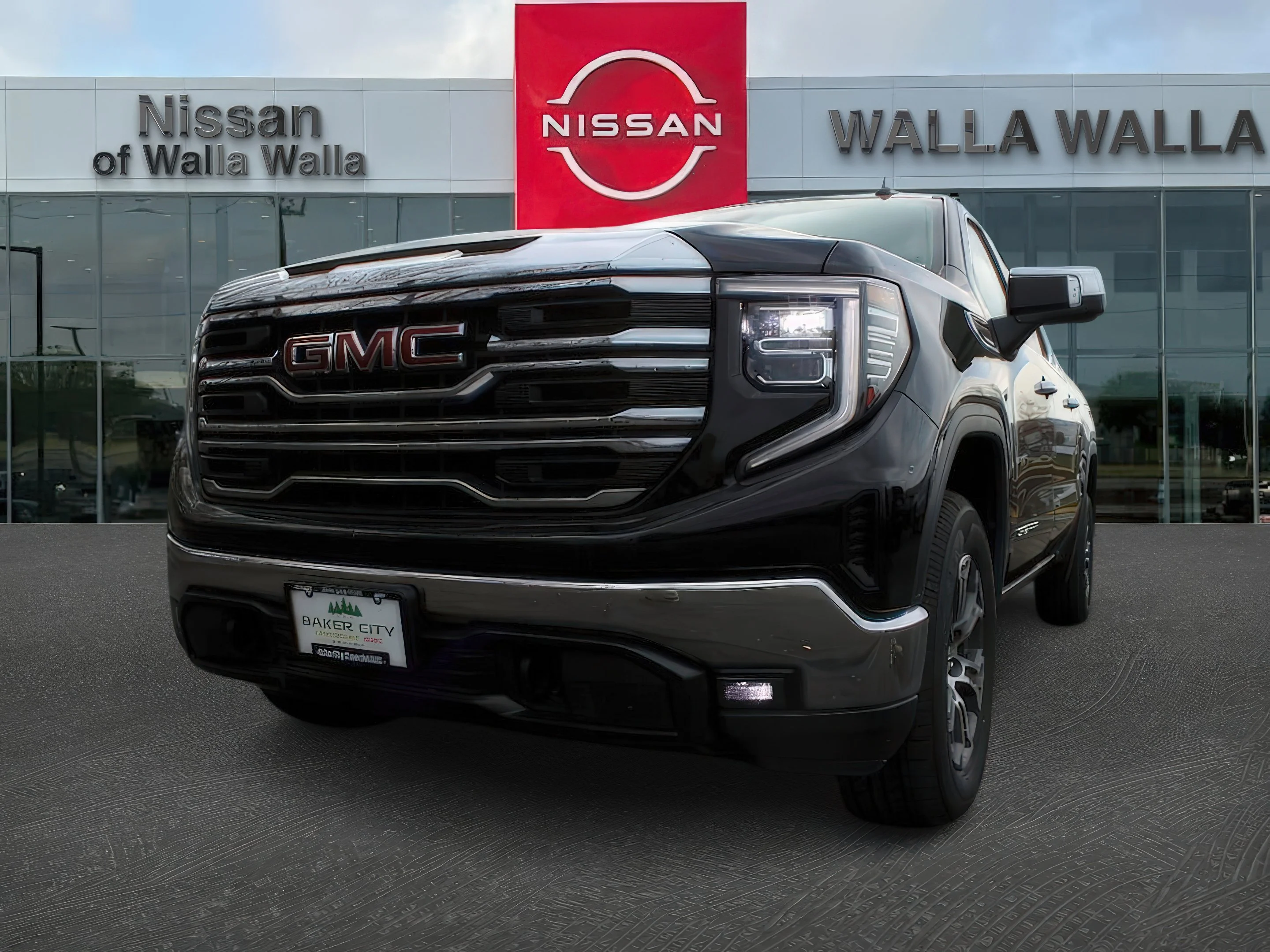 2024 GMC Sierra 1500 SLT - Photo 40
