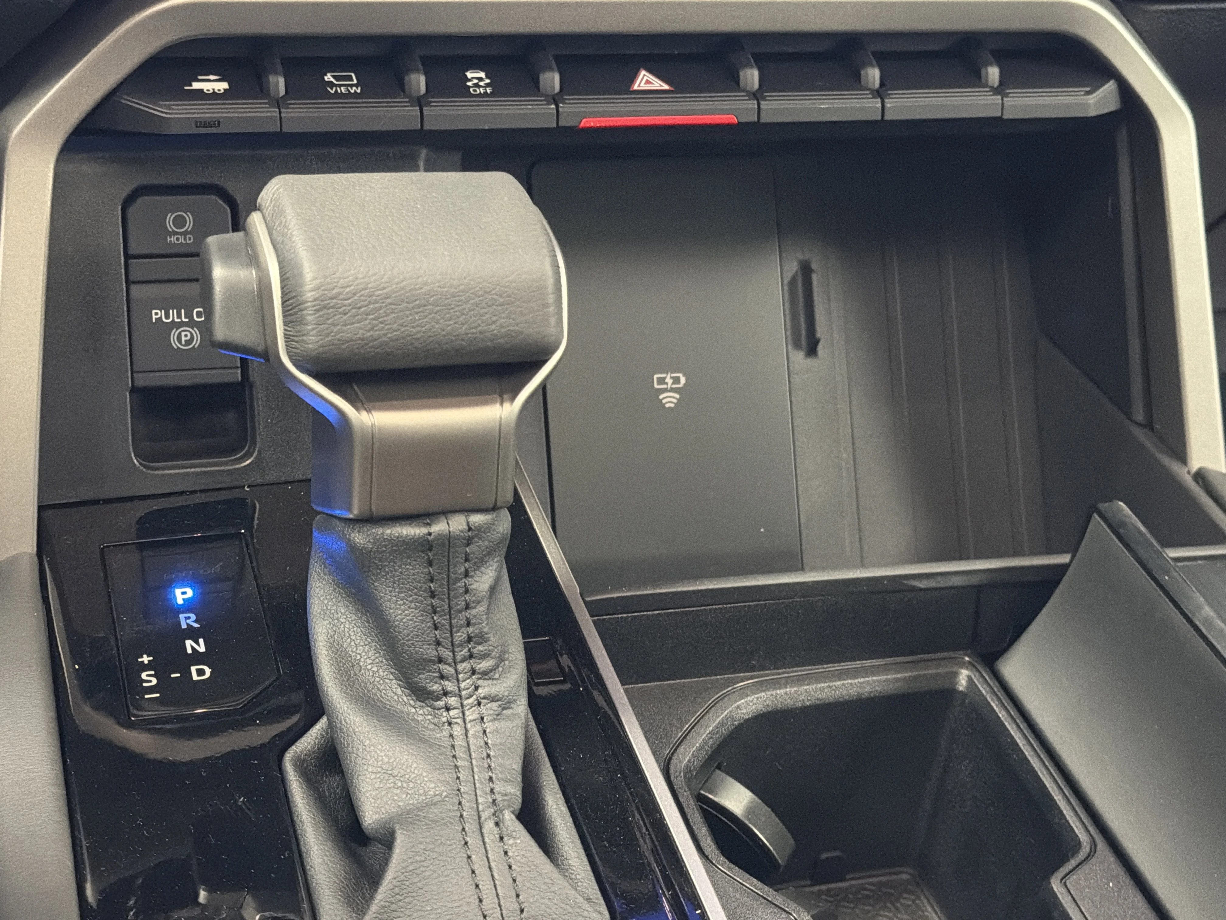2026 Toyota Sequoia Platinum - Photo 21