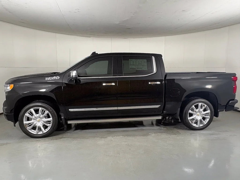 New 2026 Black Chevrolet High Country image 6