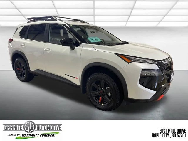 New 2026 Everest White Pearl TriCoat Nissan Rock Creek® image 8