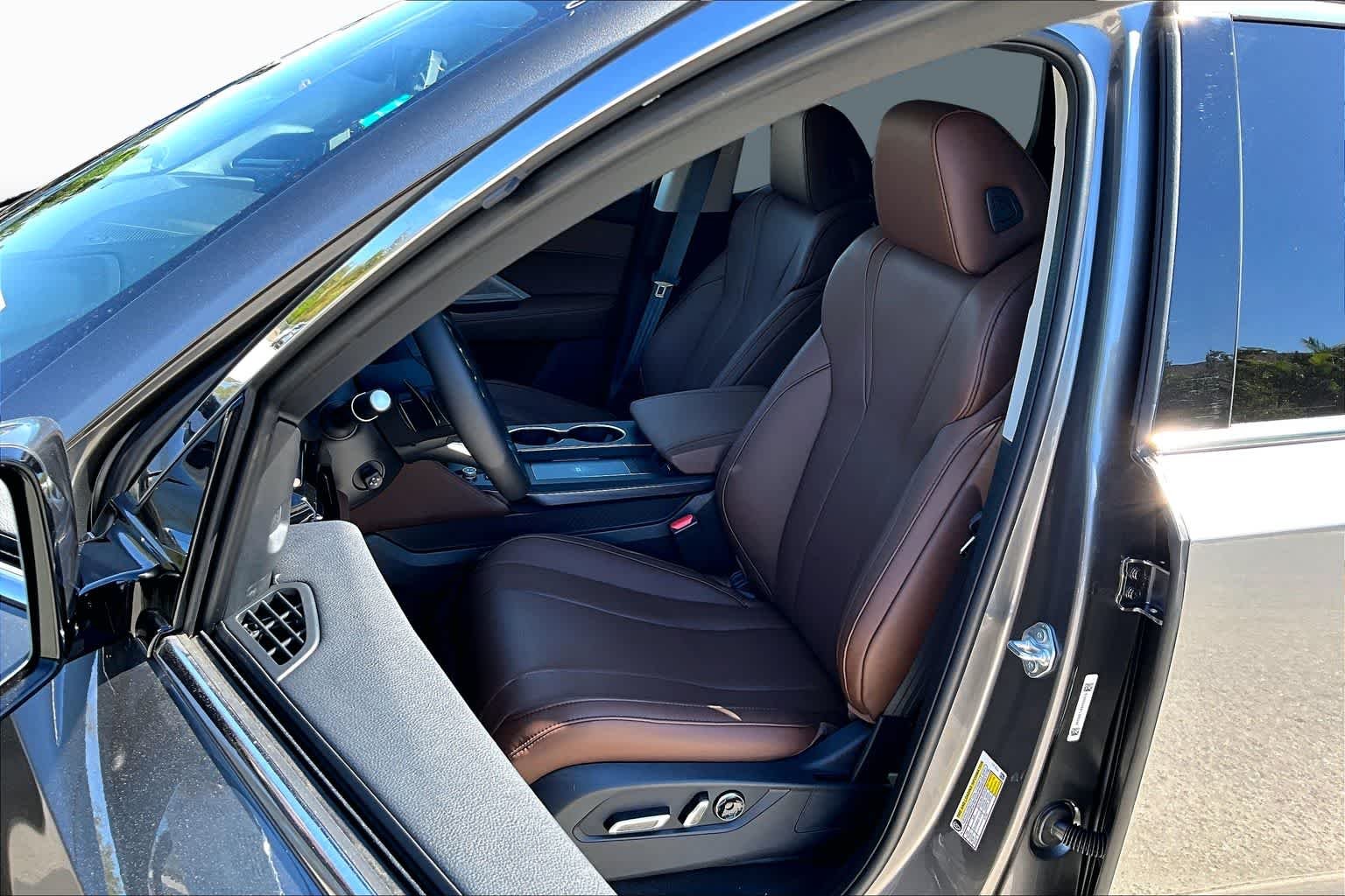 Used 2026 Liquid Carbon Metallic Acura w/Technology Package image 9
