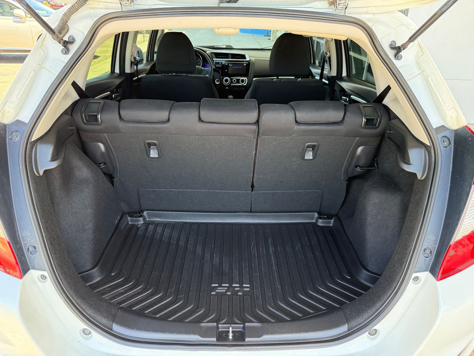 Used 2017 White Orchid Pearl Honda EX image 34