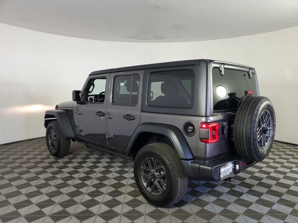 Used 2026 Gray Jeep Sport S image 6