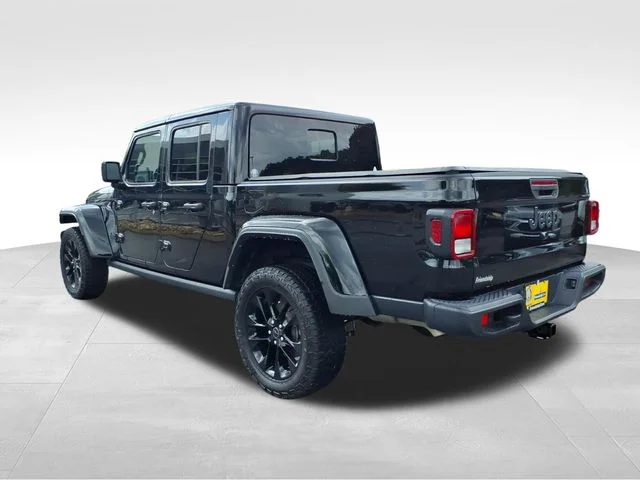 Used 2025 Black Jeep Nighthawk image 5