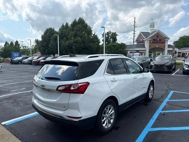 Used 2018 Summit White Chevrolet LT image 5