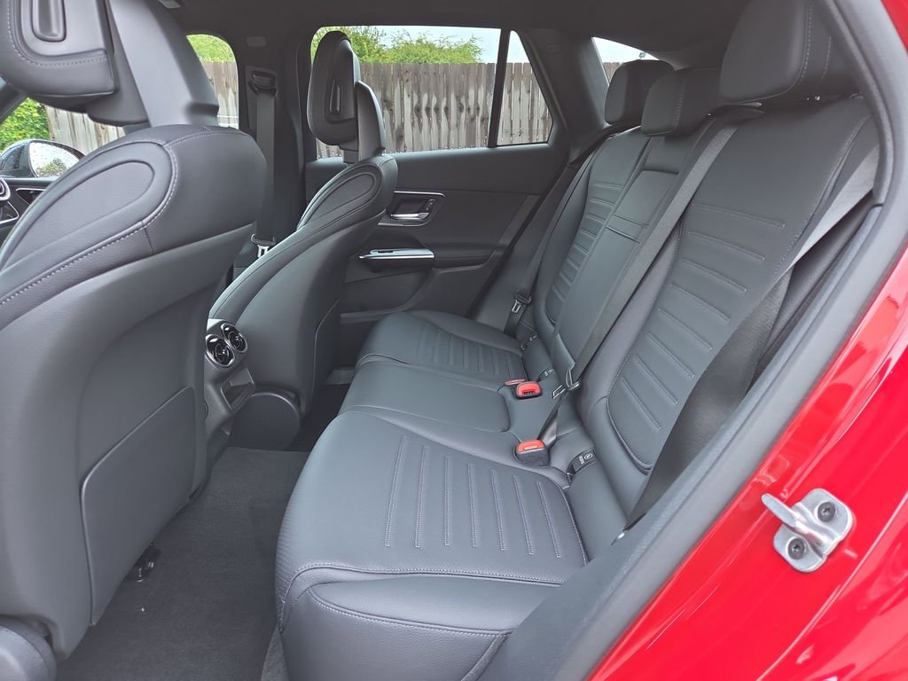 2026 Mercedes-Benz GLC Base - Photo 12