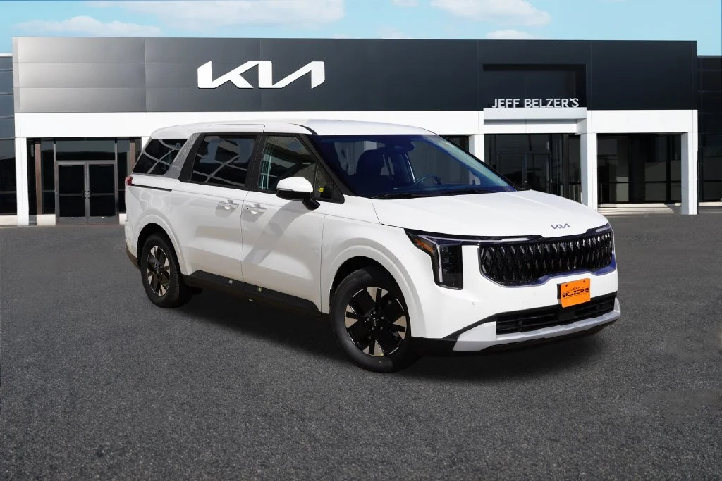 New 2027 Snow White Pearl Kia LXS image 1