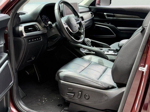 Certified Used 2022 Purple Kia SX image 10
